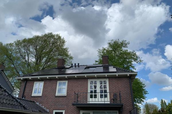 Zonnepanelen-installatie-april-familie-Fleurke-in-Hoogezand-2