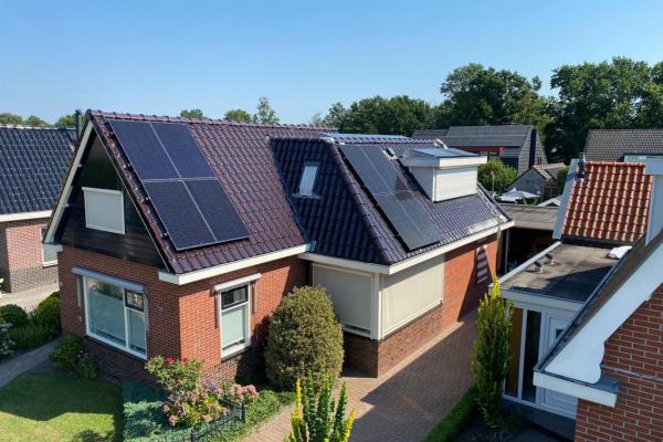 Zonnepanelen-installatie-augustus-2020-familie-van-der-hoek
