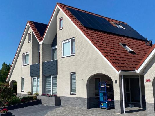 Zonnepanelen-installatie-augustus-2020-buren-korting-in-Leeuwarden-Friesland