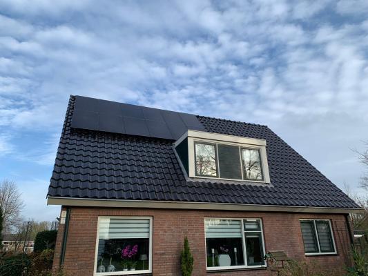 zonnepanelen-installatie-december-2019-Nieuwenhuis-buitenpost-11-dec