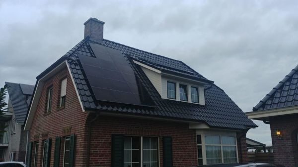 Zonnepanelen-installatie-februari-2019-Buitenpost-DEVI-advies-2