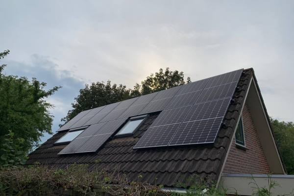 zonnepanelen_installatie_juli_augustus_2019_Beek_Buitenpost_2