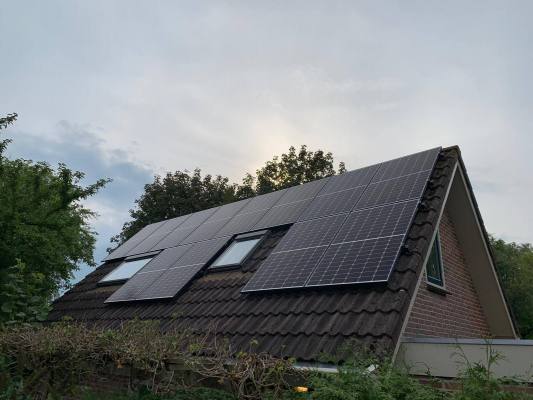 zonnepanelen_installatie_juli_augustus_2019_Beek_Buitenpost_2
