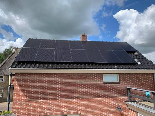 zonnepanelen_installatie_juli_augustus_2019_van_Dijk_Augustinusga