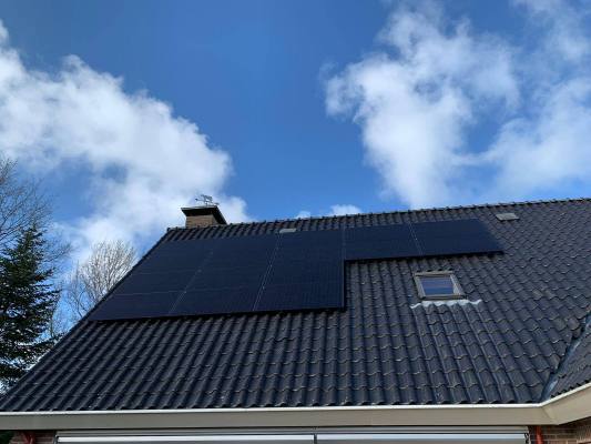Zonnepanelen installatie Buitenpost maart 2019 | Devi advies