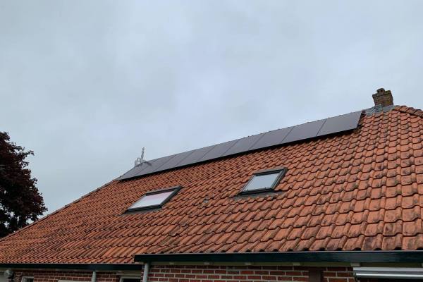 zonnepanelen_installatie_juni_2019_Ploeg_Garijp