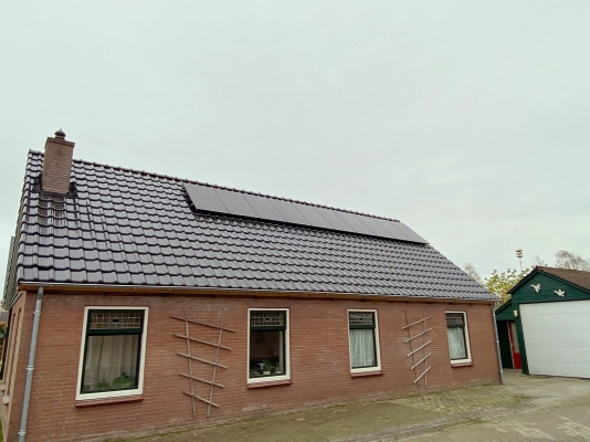 Zonnepanelen-installatie-november-2020-oost-west-Hoogenberg-Donkerbroek