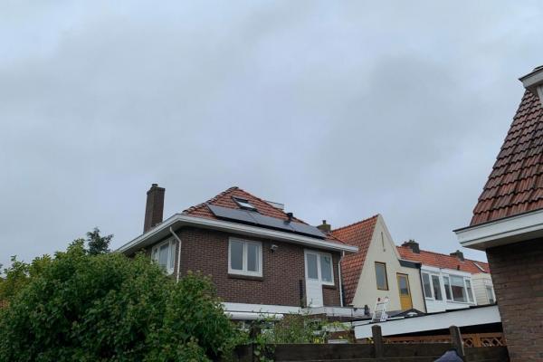 Zonnepanelen-installatie-oktober-2020-BMN-Bouwmaterialen-Leeuwarden-Buitenpost-friesland