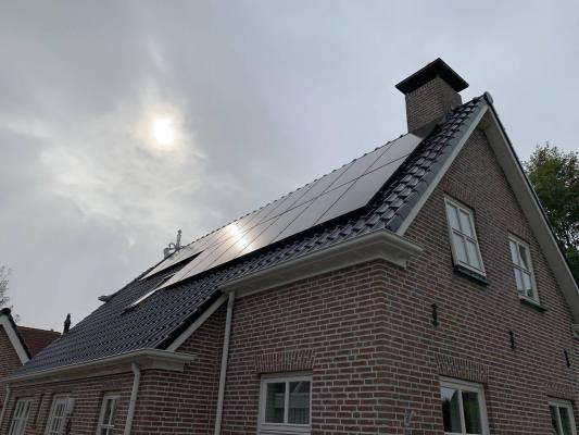 zonnepanelen_installatie_september_2019_Veenstra_Augustinusga
